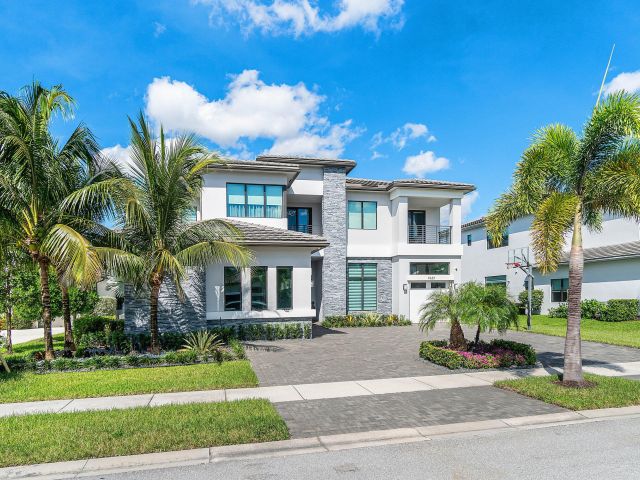 Продажа дома по адресу 9657 Vescovato Way - фото 6896671