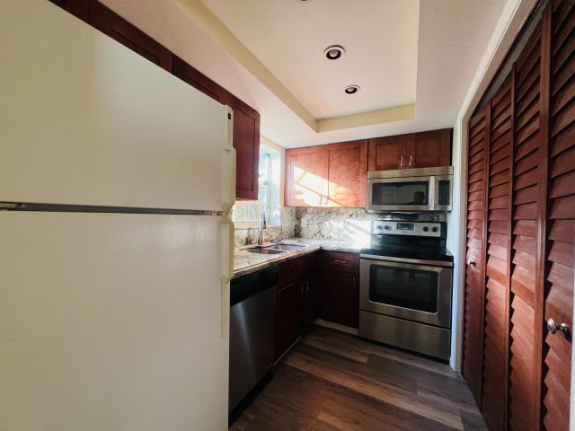 Дом в аренду по адресу 3319 S Olive Avenue - фото 6917097