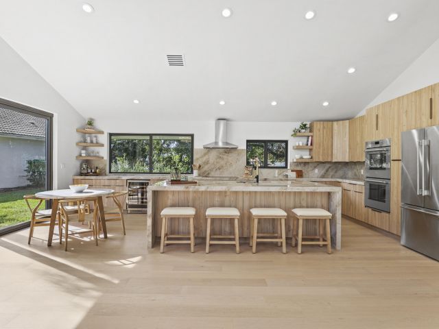 Продажа дома по адресу 17902 Milburn Way - фото 6901007