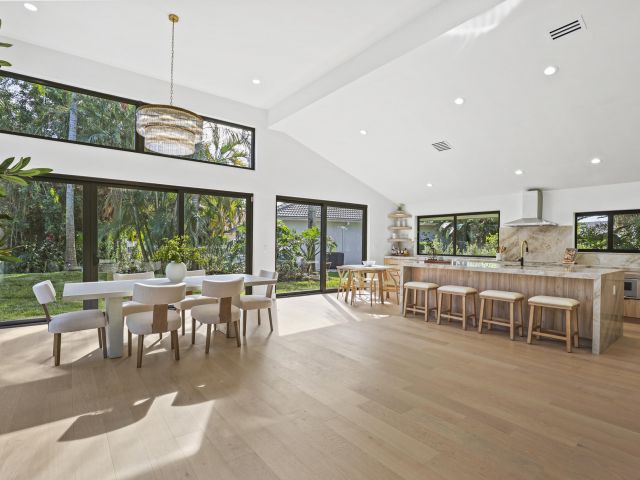 Продажа дома по адресу 17902 Milburn Way - фото 6901012