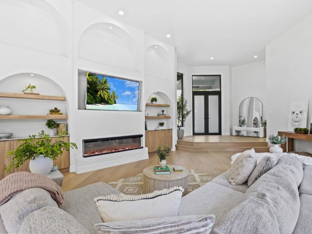 Продажа дома по адресу 17902 Milburn Way - фото 6901016