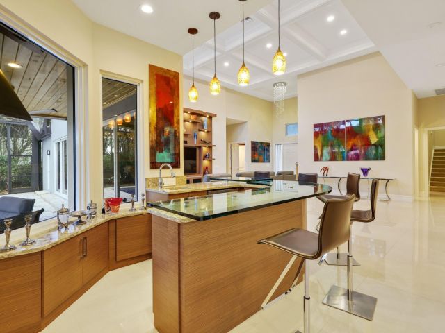 Продажа дома по адресу 7039 Mandarin Drive - фото 6903660