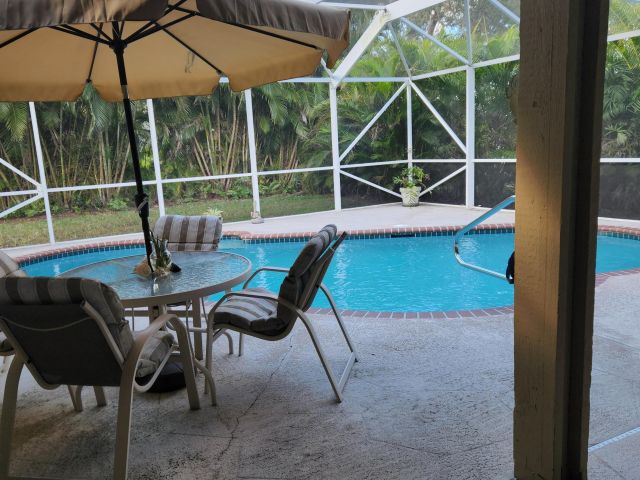 Продажа дома по адресу 3099 NW 25th Terrace - фото 6920661