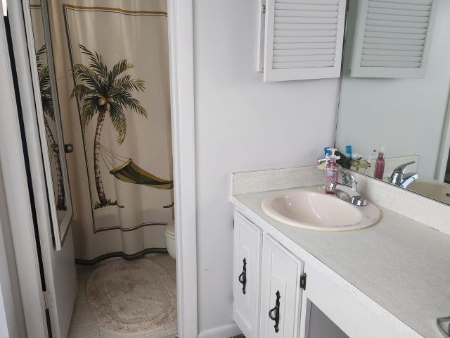 Продажа дома по адресу 3099 NW 25th Terrace - фото 6920665