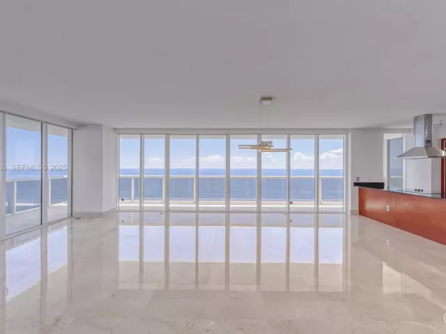 Продажа квартиры #4601 - фото 6896706