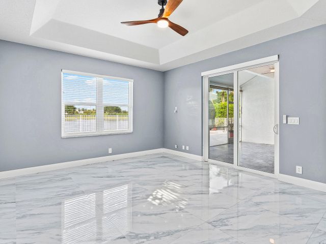 Дом в аренду по адресу 12403 Cascades Pointe Drive - фото 6897114