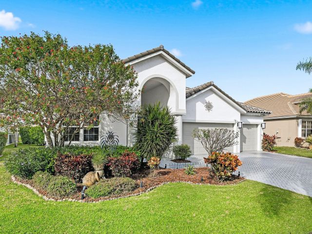 Дом в аренду по адресу 12403 Cascades Pointe Drive - фото 6897128