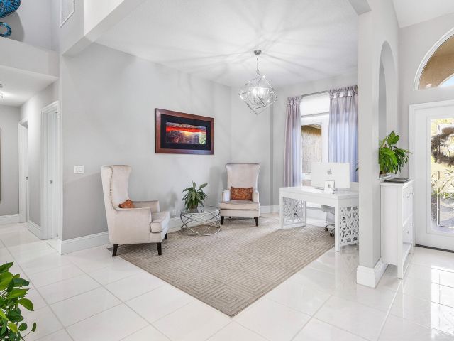 Дом в аренду по адресу 20376 Hacienda Court - фото 6897863