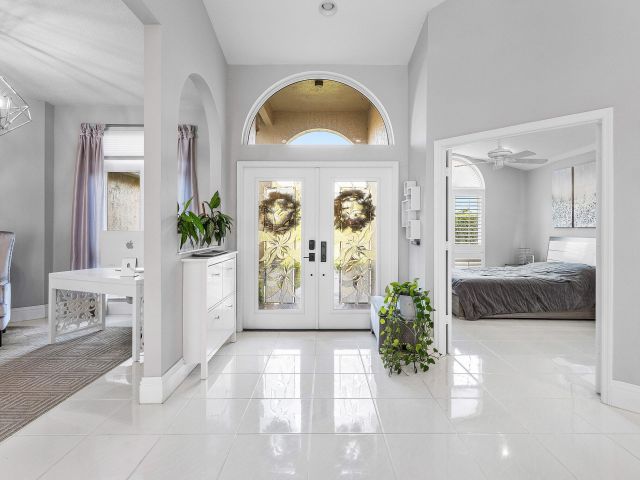 Дом в аренду по адресу 20376 Hacienda Court - фото 6897864