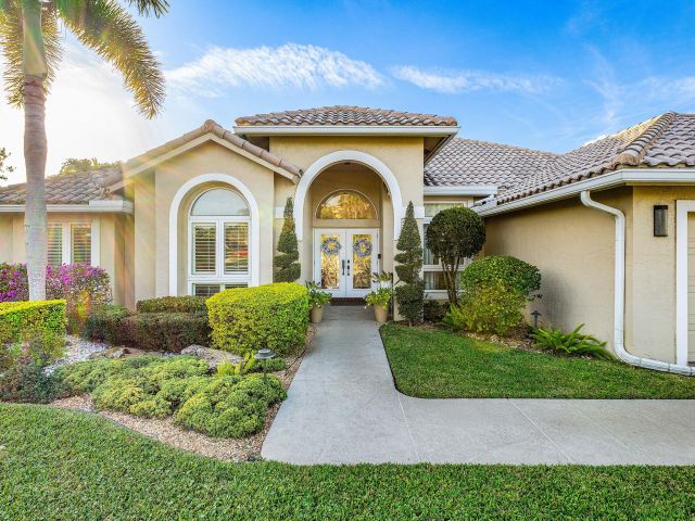 Дом в аренду по адресу 20376 Hacienda Court - фото 6897865