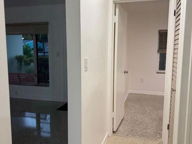 Дом в аренду по адресу 233 E E 24th Street, Street - фото 6901339