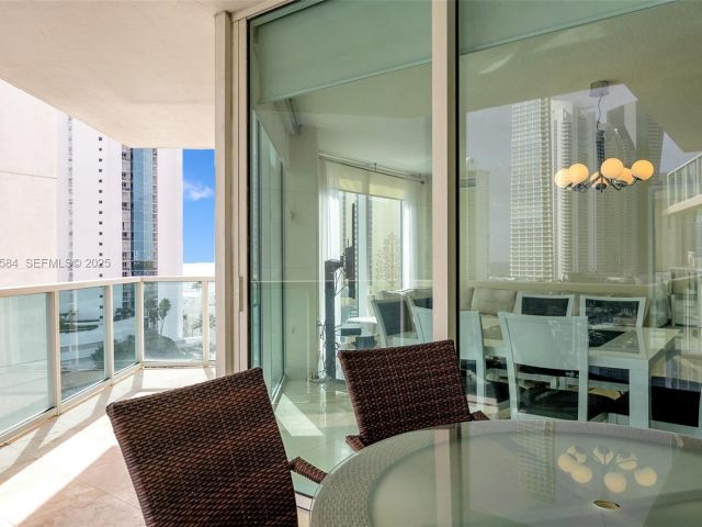 Продажа квартиры #1-1006 - фото 6900536