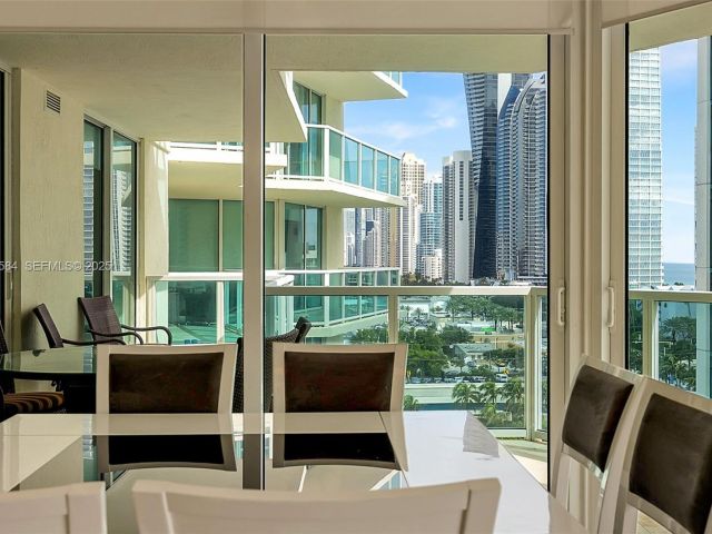 Продажа квартиры #1-1006 - фото 6900537