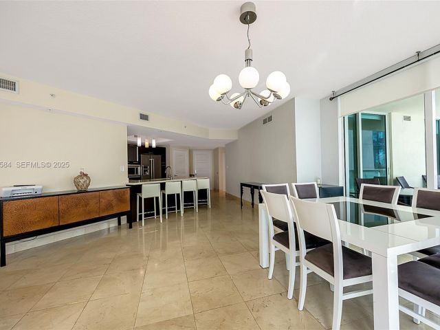 Продажа квартиры #1-1006 - фото 6900539