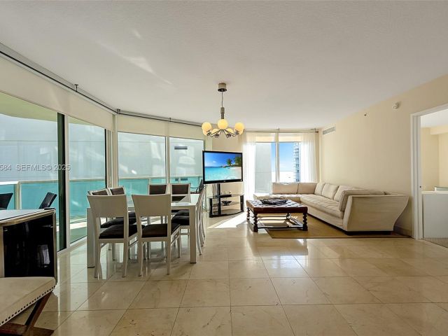 Продажа квартиры #1-1006 - фото 6900546