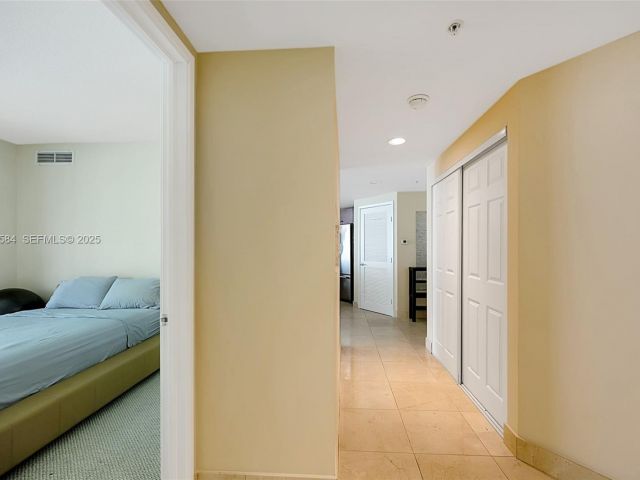 Продажа квартиры #1-1006 - фото 6900548