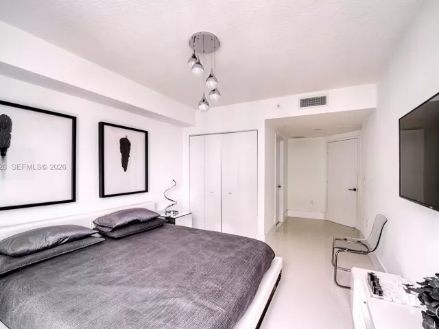 Продажа квартиры #4-1701 - фото 6905019