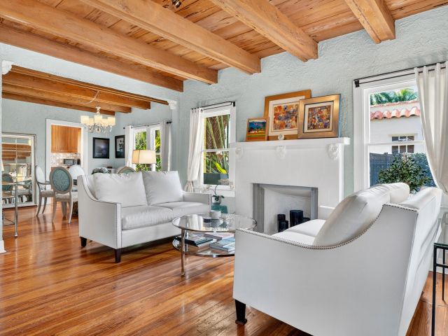 Продажа дома по адресу 348 Plymouth Road - фото 6899252