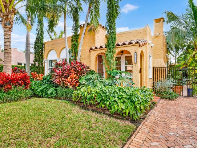 Продажа дома по адресу 348 Plymouth Road - фото 6899255