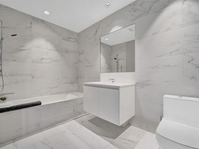 Продажа квартиры #3902 - фото 6900030