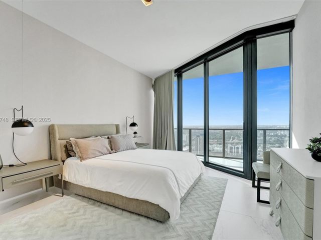 Продажа квартиры #3902 - фото 6900035