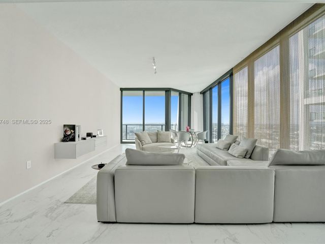 Продажа квартиры #3902 - фото 6900041