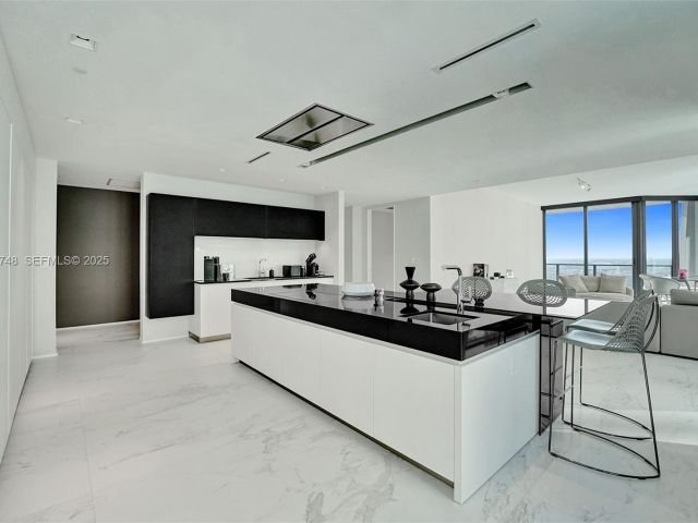 Продажа квартиры #3902 - фото 6900042