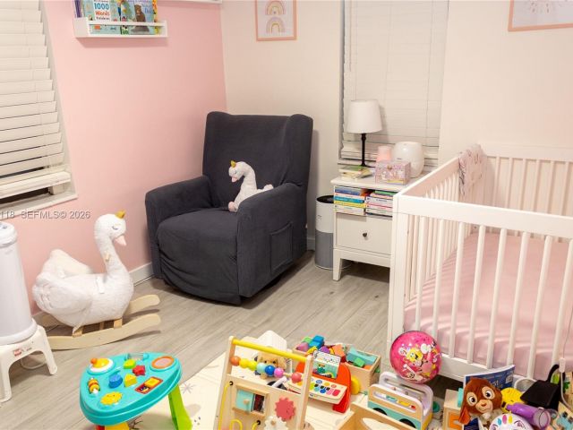 Продажа дома по адресу 2444 Roosevelt St - фото 6904721