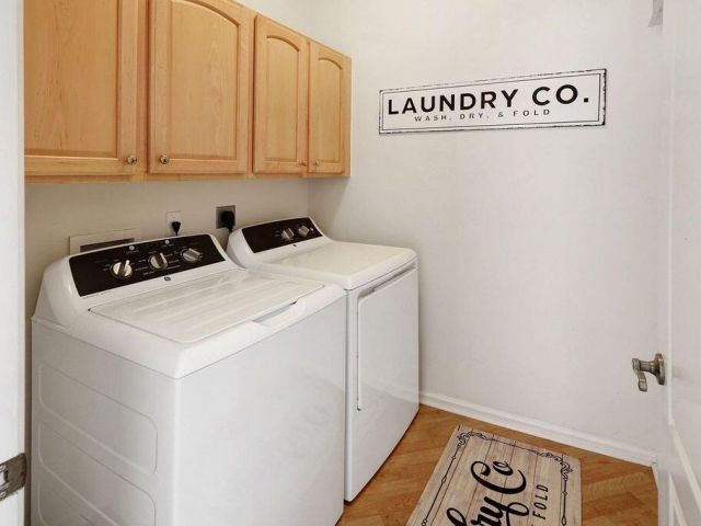 Дом в аренду по адресу 1119 Avondale Court - фото 6899210