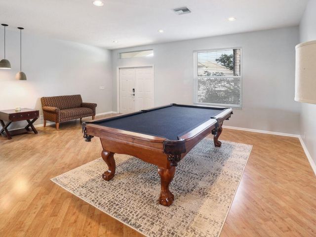 Дом в аренду по адресу 1119 Avondale Court - фото 6899224