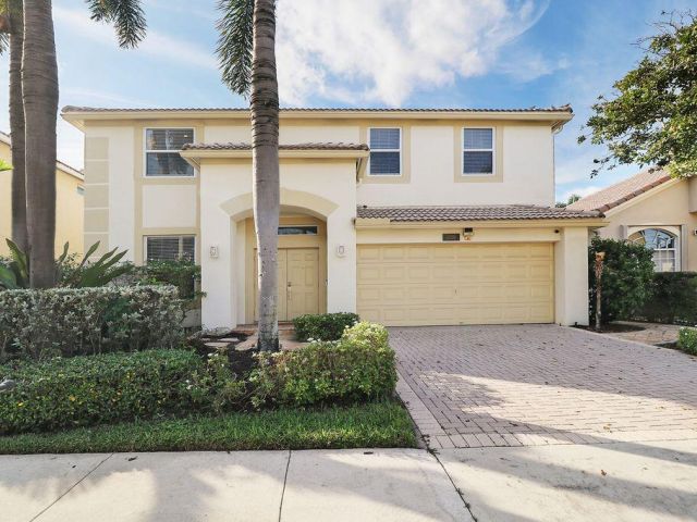 Дом в аренду по адресу 1119 Avondale Court - фото 6899229