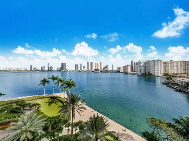 Продажа квартиры #703 - фото 6900086