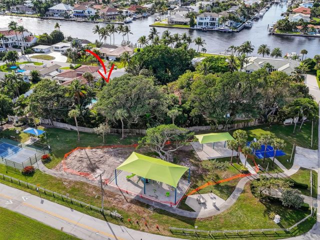 Продажа дома по адресу 460 SE 18th Avenue - фото 6901612