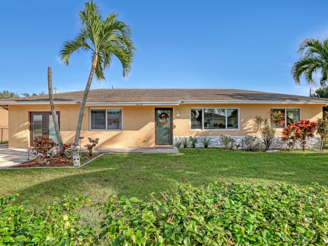 Продажа дома по адресу 1476 N Mangonia Drive - фото 6900611