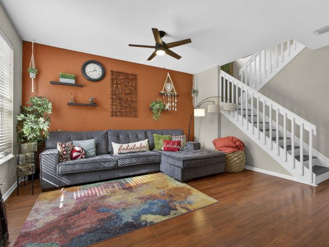 Продажа дома по адресу 4159 Lake Tahoe Circle - фото 6906140