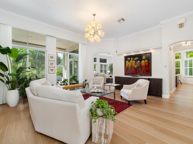 Продажа дома по адресу 8403 Ironhorse Court - фото 6901957