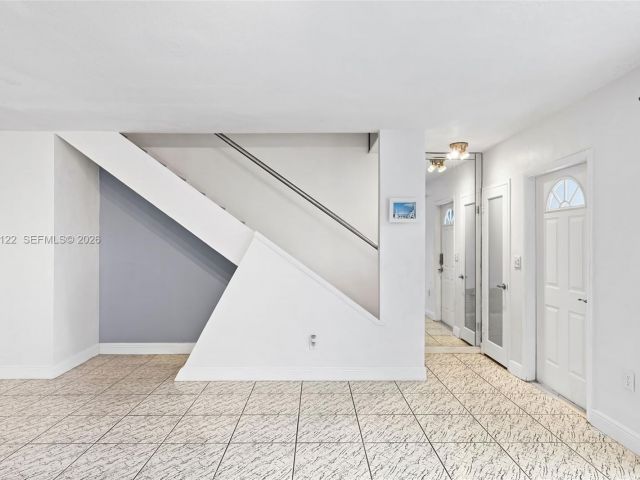 Продажа дома по адресу 7270 Gary Ave - фото 6905524