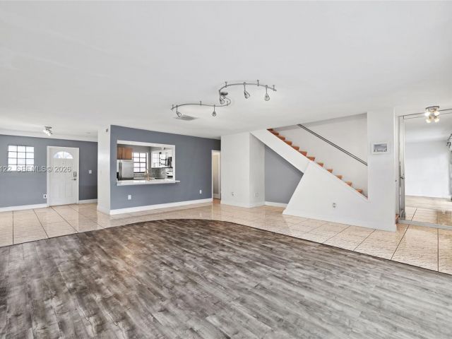 Продажа дома по адресу 7270 Gary Ave - фото 6905525