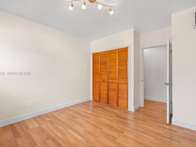 Продажа дома по адресу 7270 Gary Ave - фото 7452273