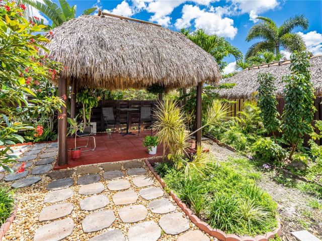 Продажа дома по адресу 5308 SW 117th Ave - фото 6900062