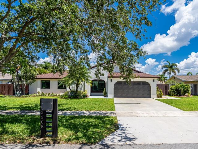 Продажа дома по адресу 5308 SW 117th Ave - фото 6900065