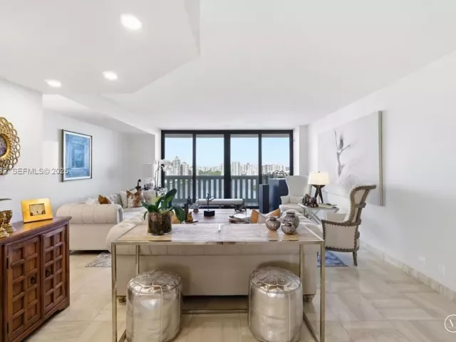 Продажа квартиры #2802 - фото 6912792