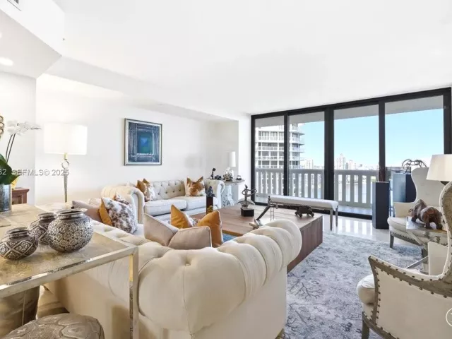 Продажа квартиры #2802 - фото 6912794