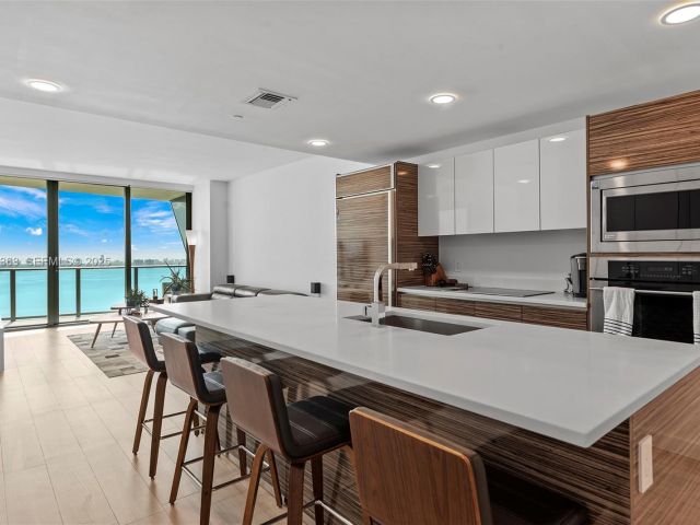 Квартира в аренду номер3903 - фото 6905141