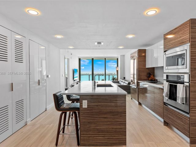 Квартира в аренду номер3903 - фото 6905142