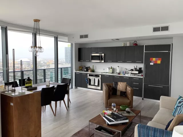 Квартира в аренду номер3406 - фото 7115890