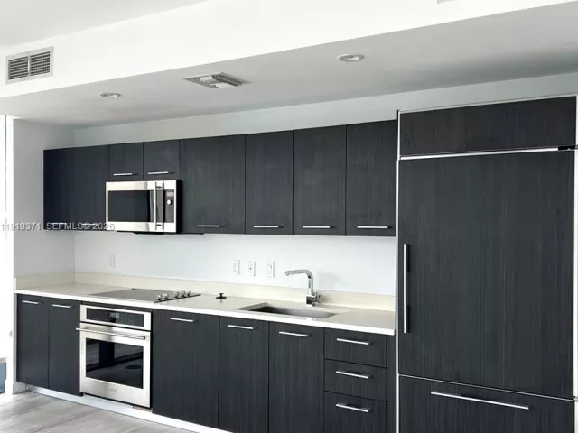 Квартира в аренду номер3406 - фото 6904395