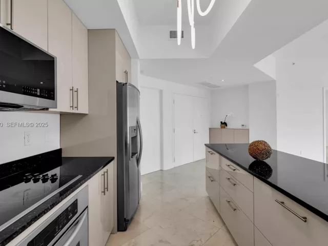 Продажа квартиры #2-1005 - фото 6903588