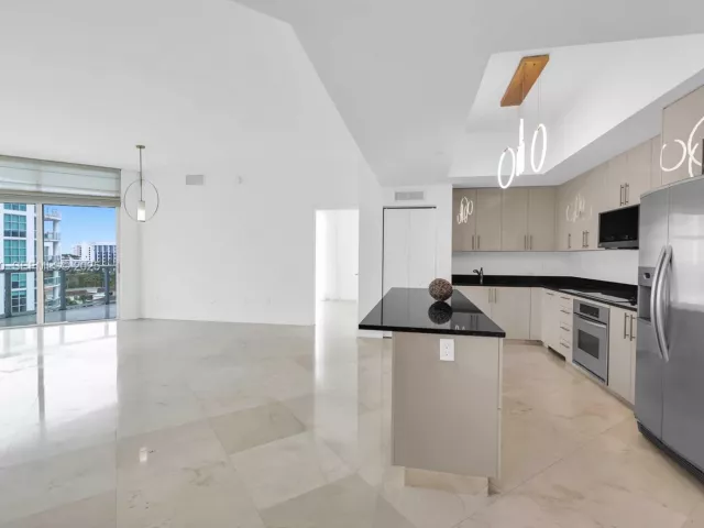 Продажа квартиры #2-1005 - фото 6903594