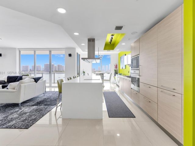 Продажа квартиры #909 - фото 7503685